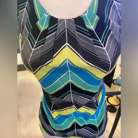 Banana Republic Sleeveless Top-Small - Picture 1 of 2